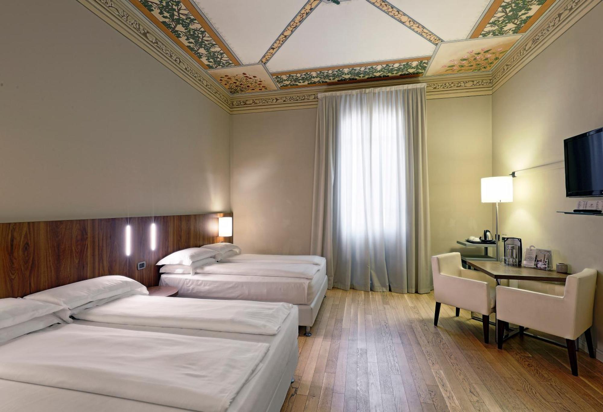 I Portici Hotel Bologna Esterno foto